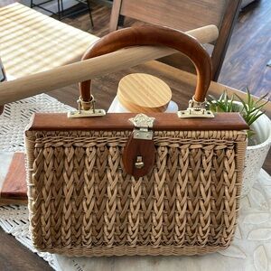 Vintage 60 Simon Wicker purse